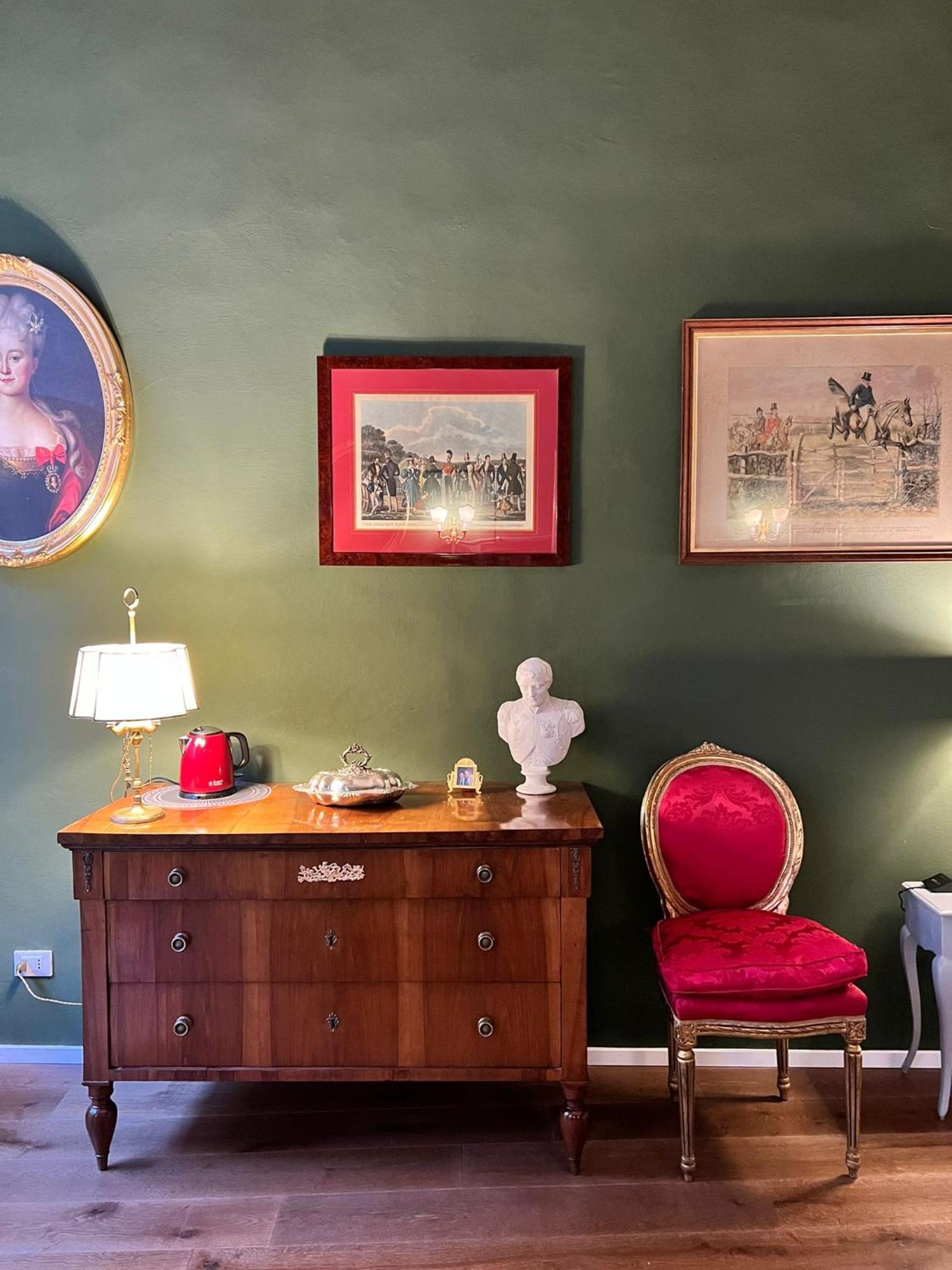 Edward Suite Florence Luaran gambar